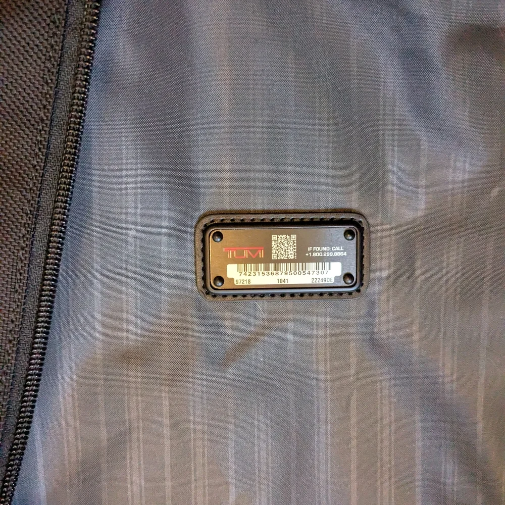 NWOT Tumi GM Collaboration Weekender Duffel Bag Carryon Overnight Satchel Black